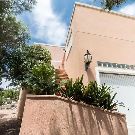 Moonkey - Janos Villa El Campello